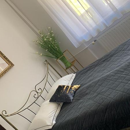 Golden Apartament Legionow Torun Exterior photo